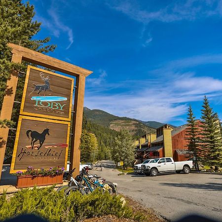 Horsethief Lodge By Stayin Panorama Exterior photo