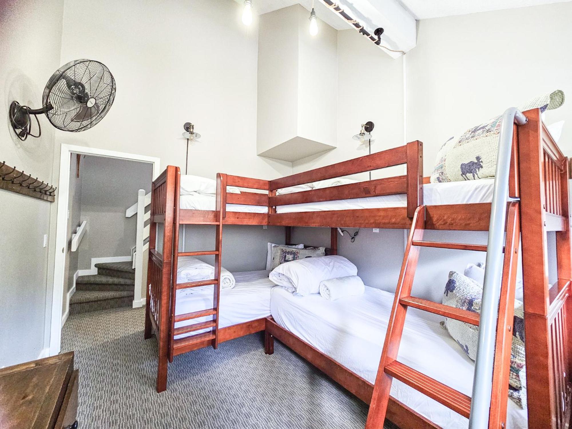 Horsethief Lodge By Stayin Panorama Room photo