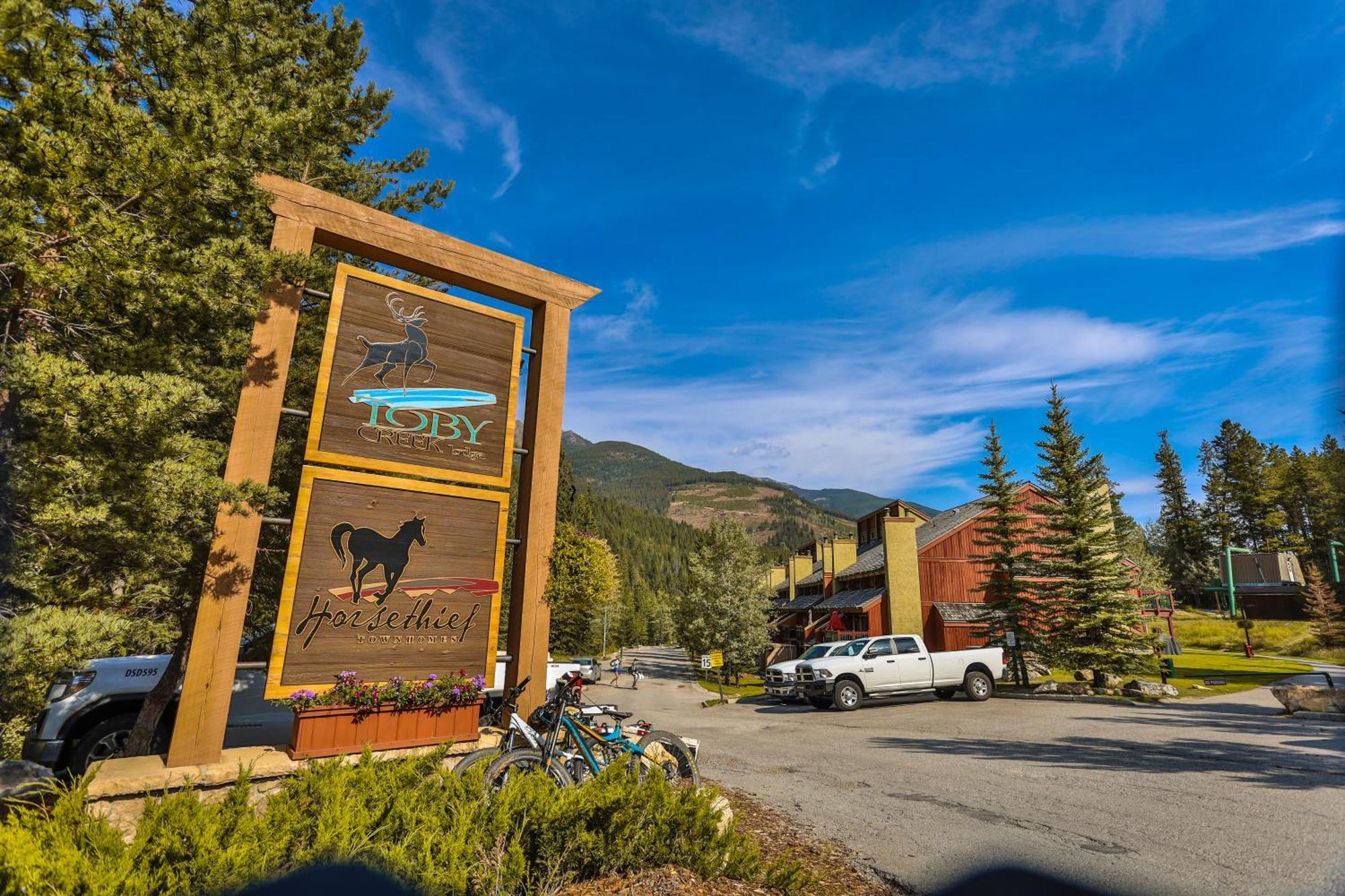 Horsethief Lodge By Stayin Panorama Exterior photo